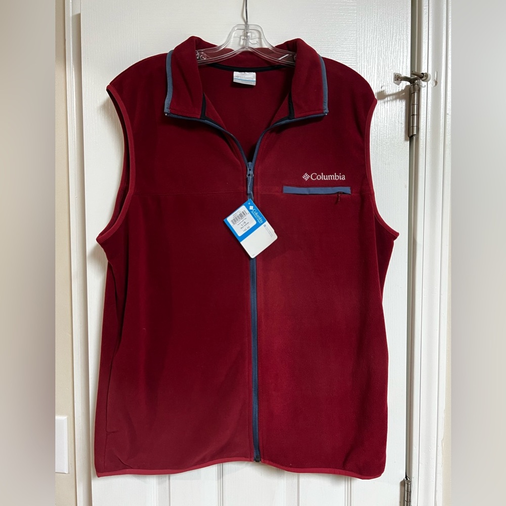 Columbia Men's Stretch Softshell Vest
 L76